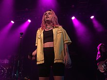 How tall is Bea Miller?